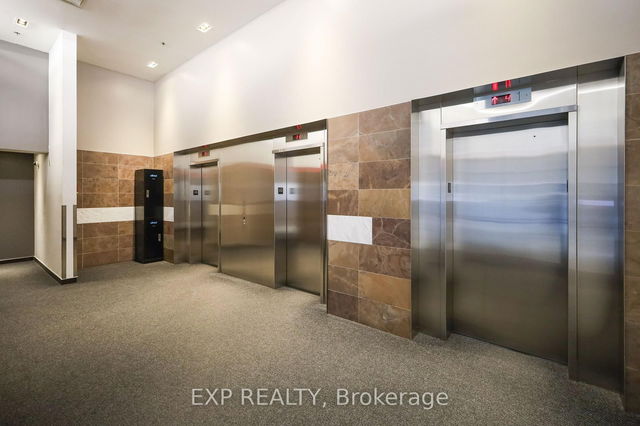 322 - 20 Joe Shuster Way