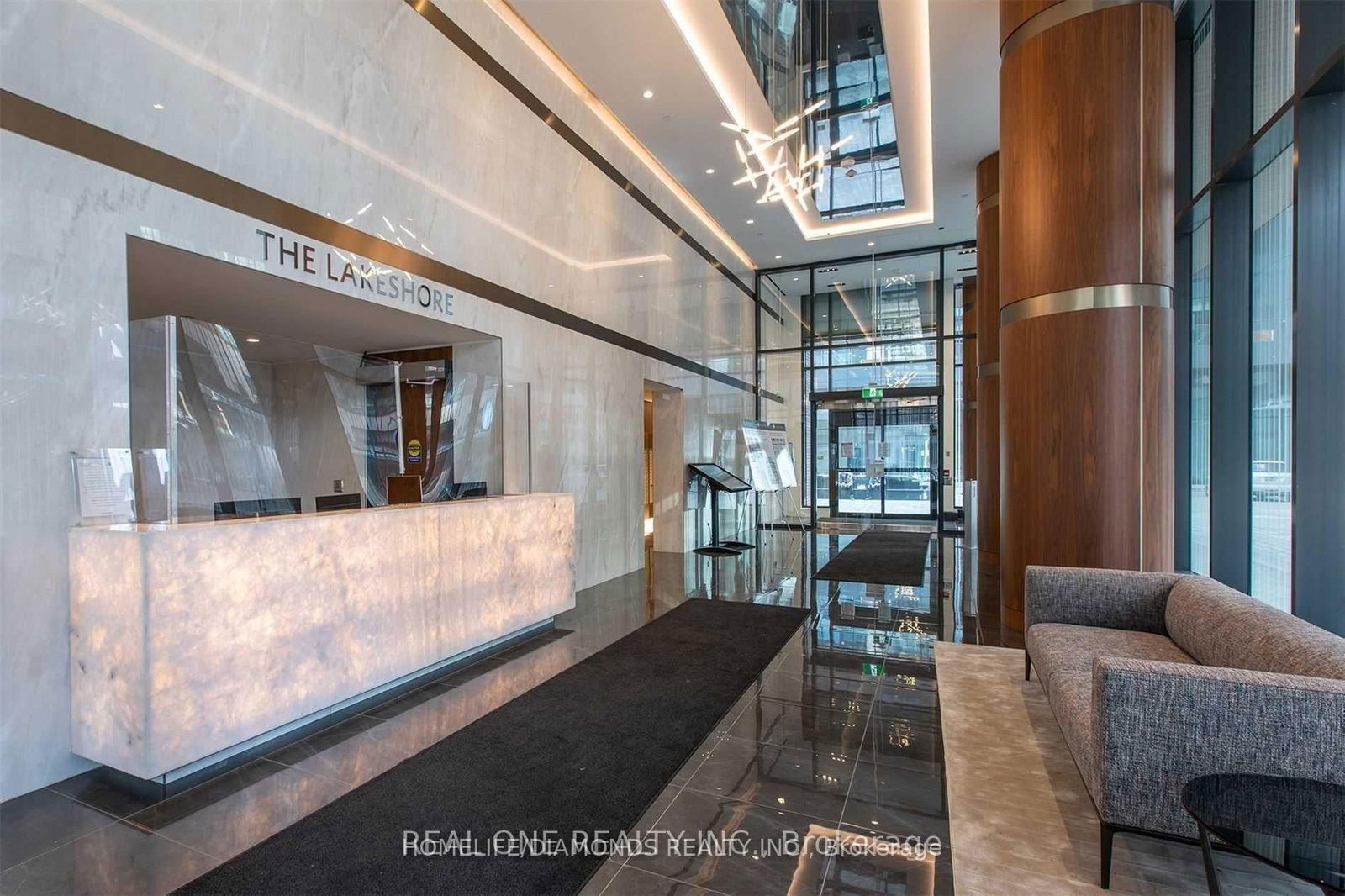 Condo for sale at 816-19 BATHURST Street, Toronto, Waterfront Communities C1, M6A 2E1 - MLS: C12196438