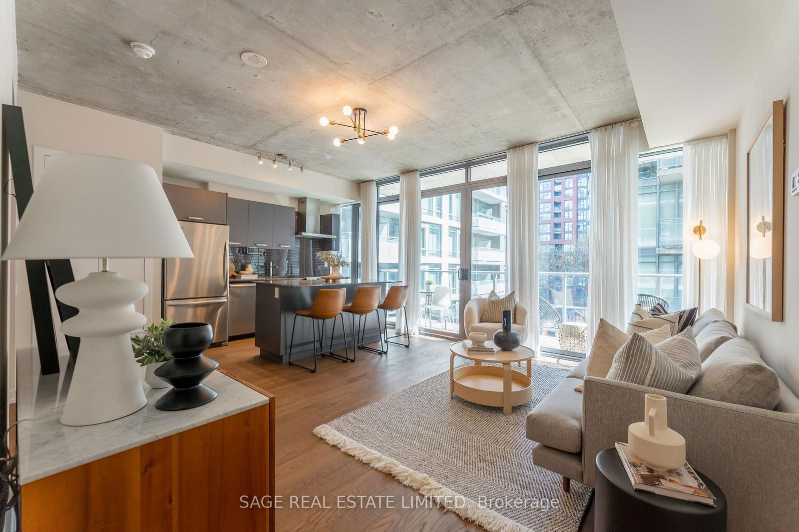 Property at 95 Bathurst