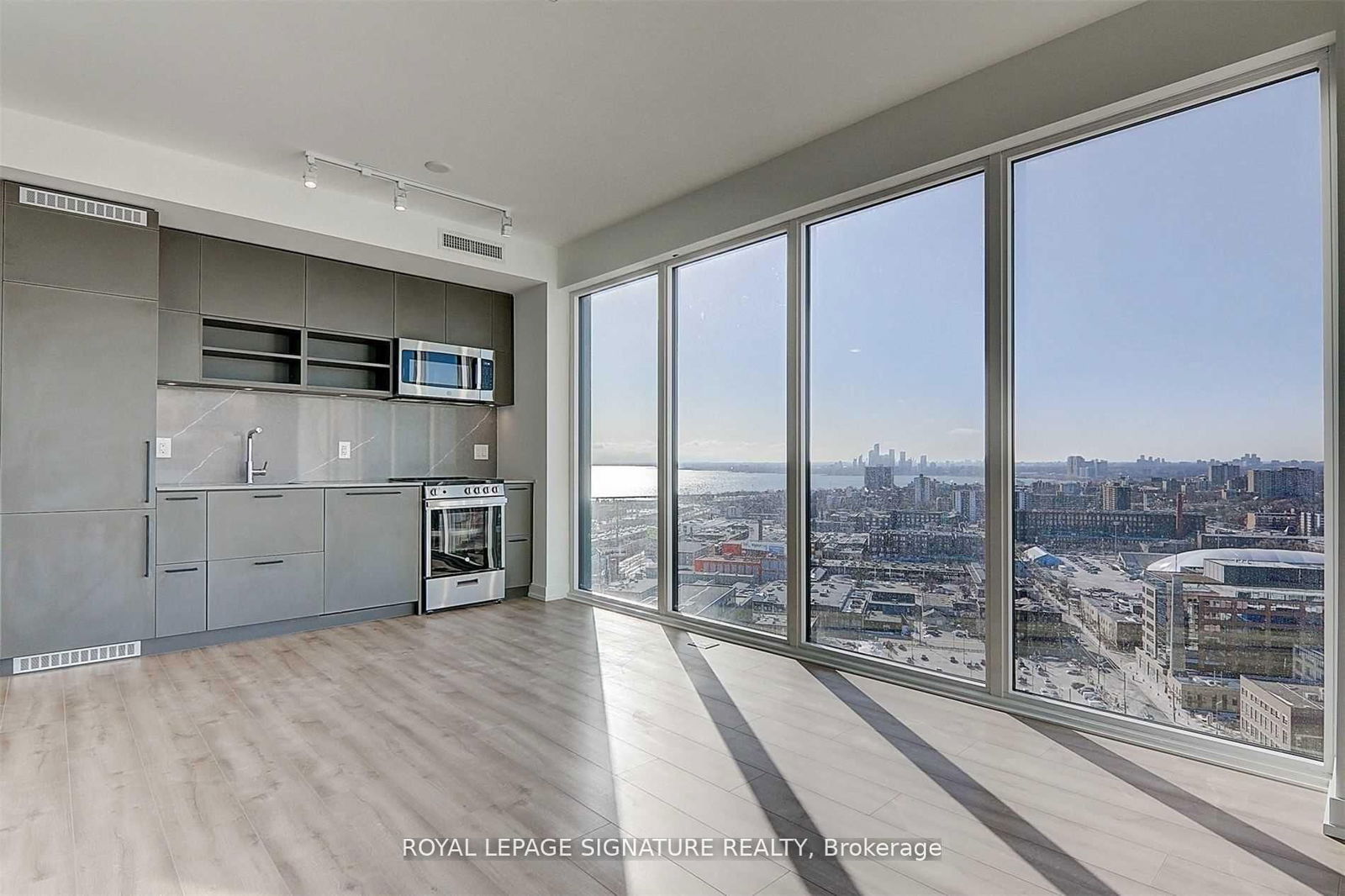 Condo for sale at 1005-135 East Liberty Street, Toronto, Niagara, M6K 0G7 - MLS: C12196631