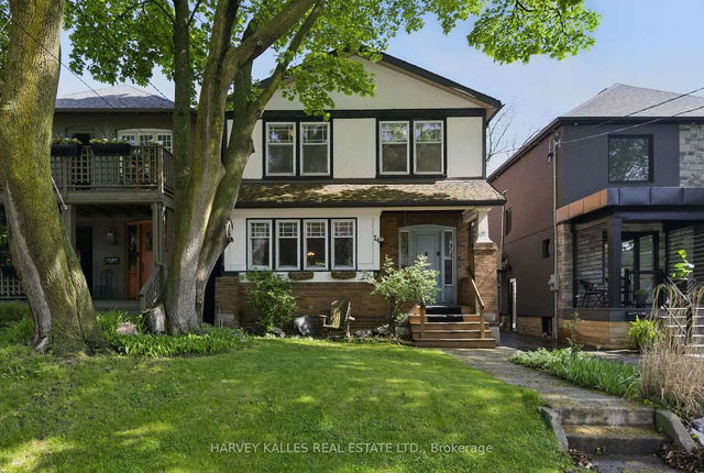 24 Yonge Boulevard