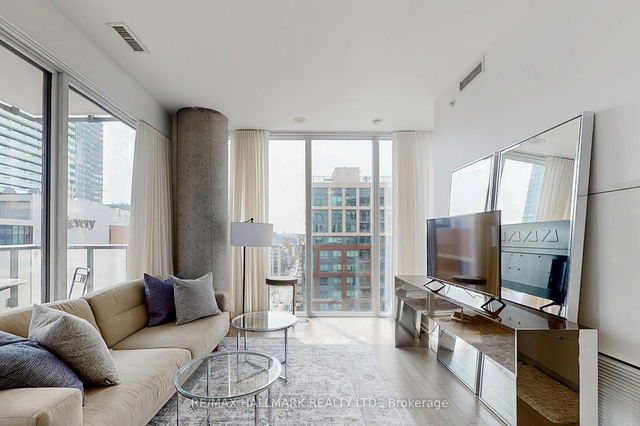 1409 - 101 Peter Street