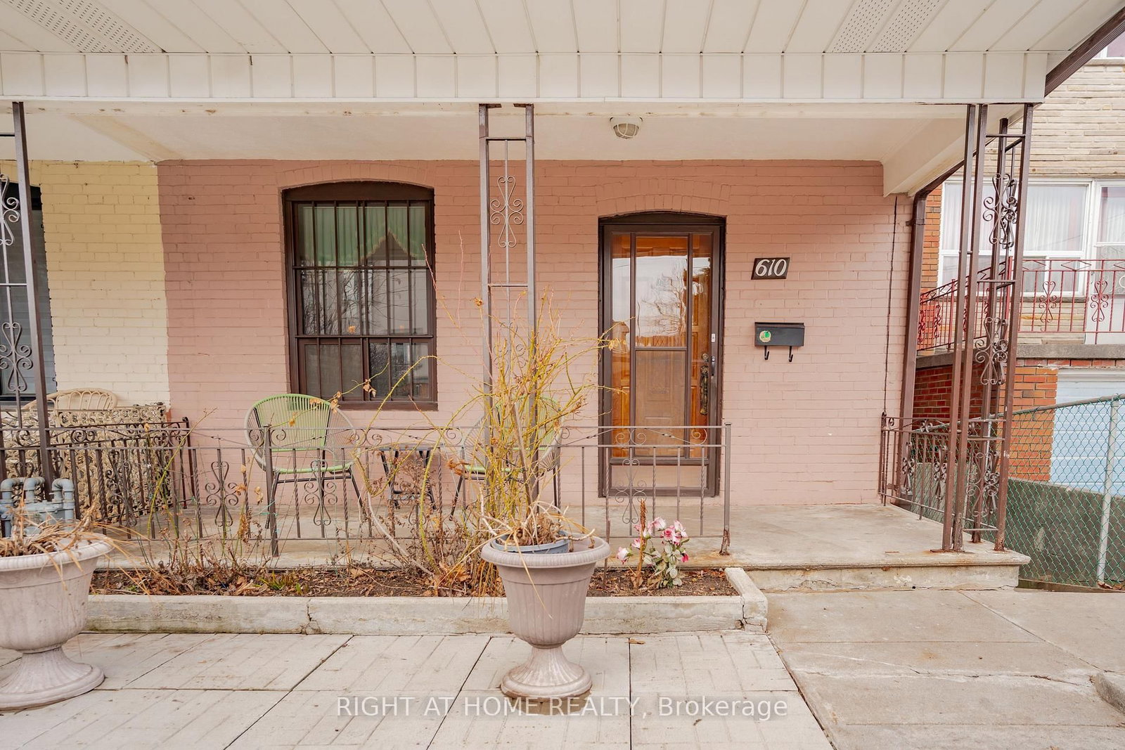 Listing Image 3