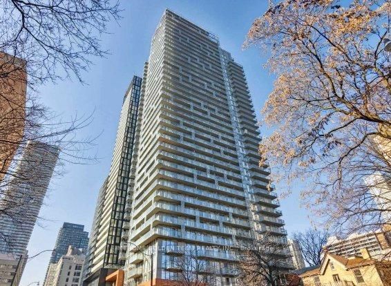 1006 - 81 Wellesley Street