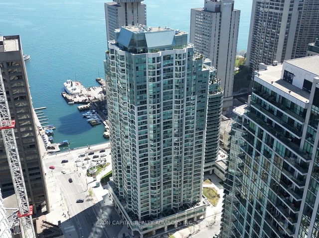 3207 - 10 Yonge Street