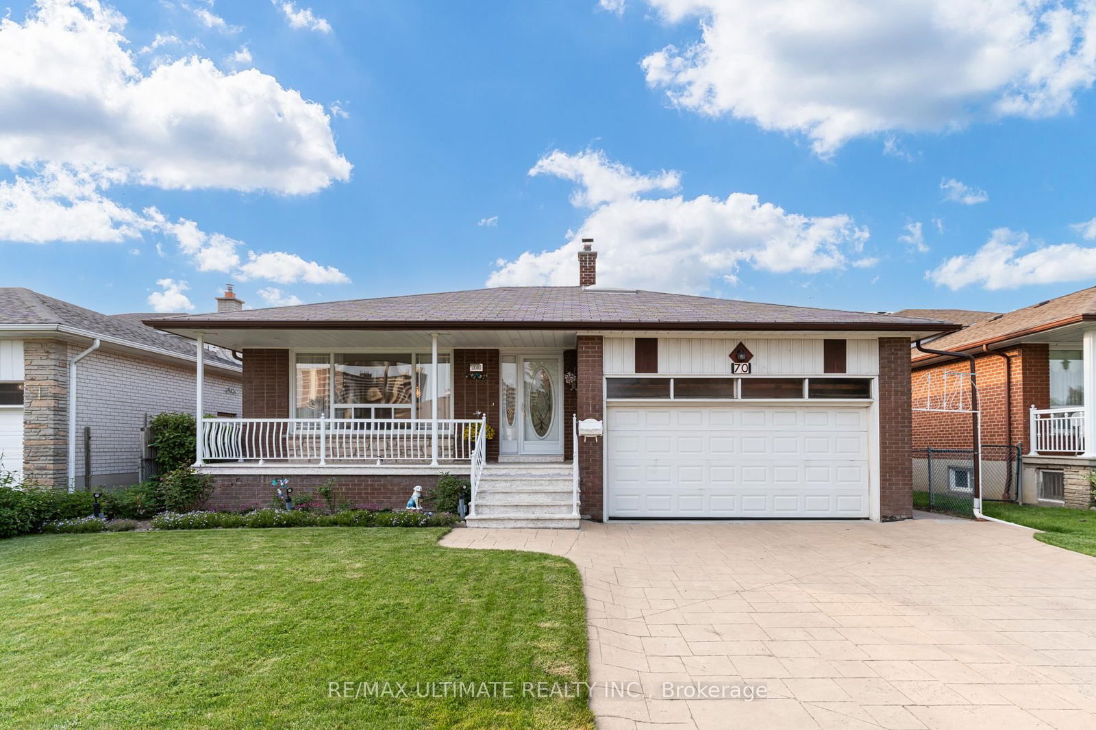Detached House for sale at 70 Bickerton Crescent, Toronto, Pleasant View, M2J 3T1 - MLS: C12197256