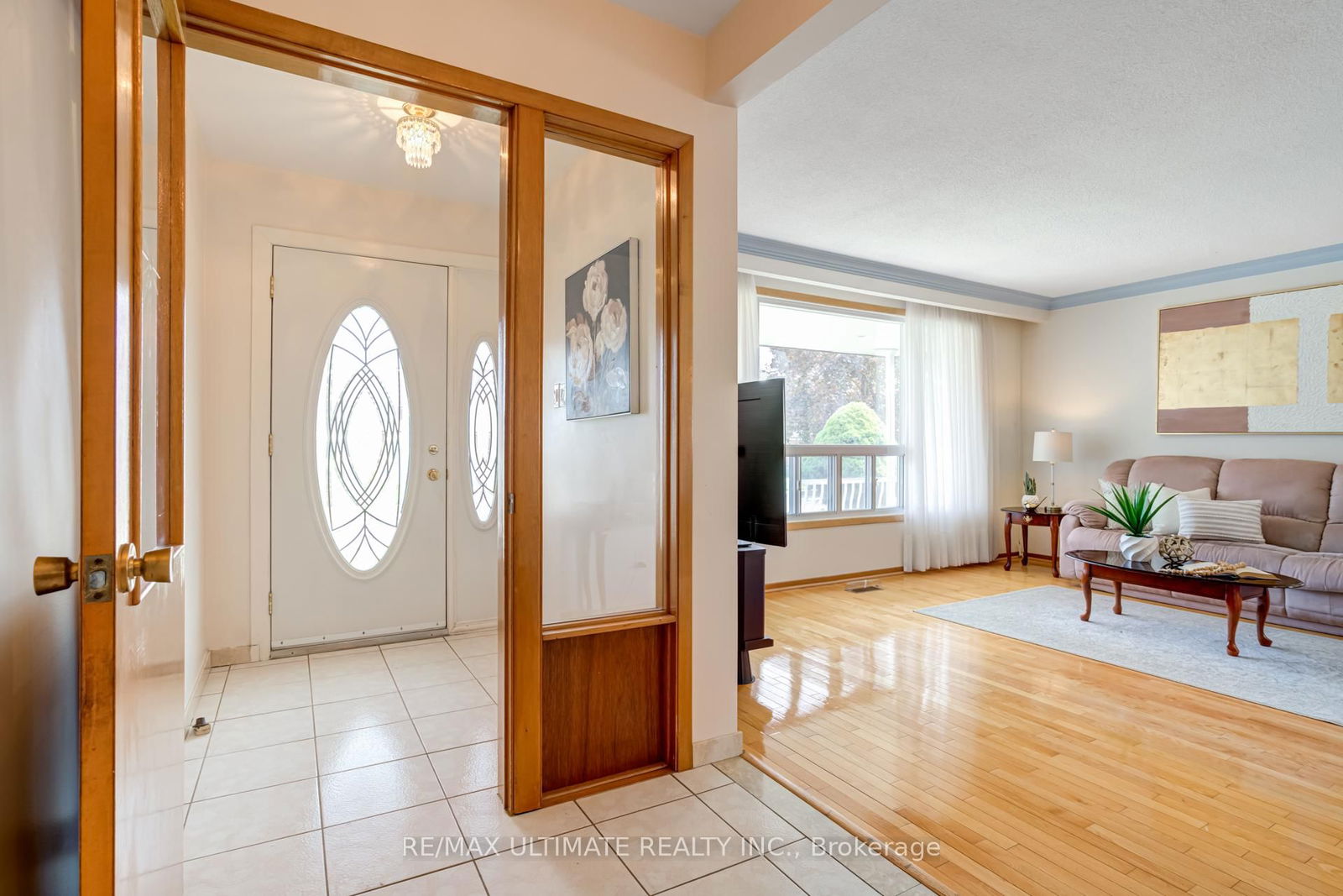 Detached House for sale at 70 Bickerton Crescent, Toronto, Pleasant View, M2J 3T1 - MLS: C12197256