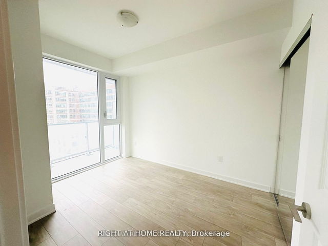 1003 - 100 Dalhousie Street
