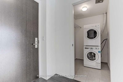 Unit 4209 — 70 Temperance St, Toronto - Bay Street Corridor image-0-3