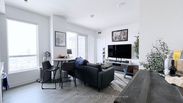 3902 - 108 Peter Street