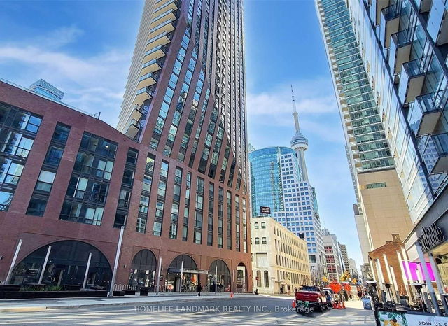 305 - 99 John Street
