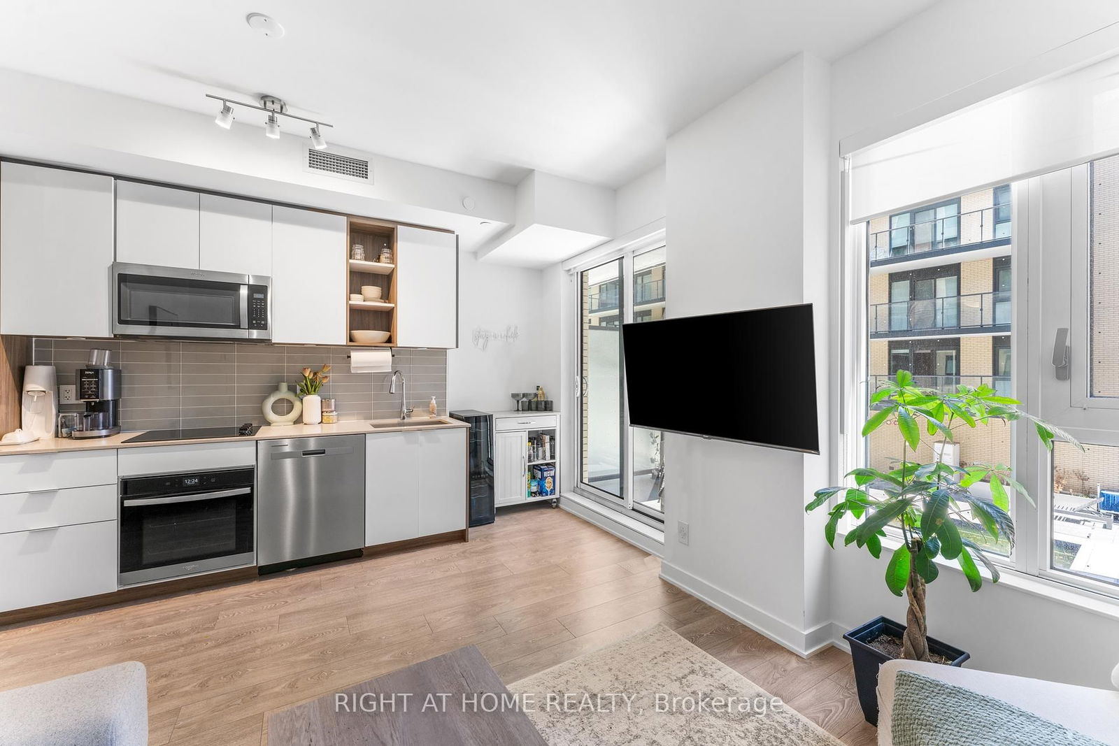 Condo for sale at 334-543 Richmond Street, Toronto, Waterfront Communities C1, M5V 1Y6 - MLS: C12197428