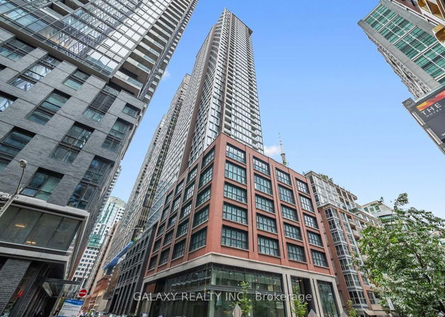 1011 - 55 Mercer Street