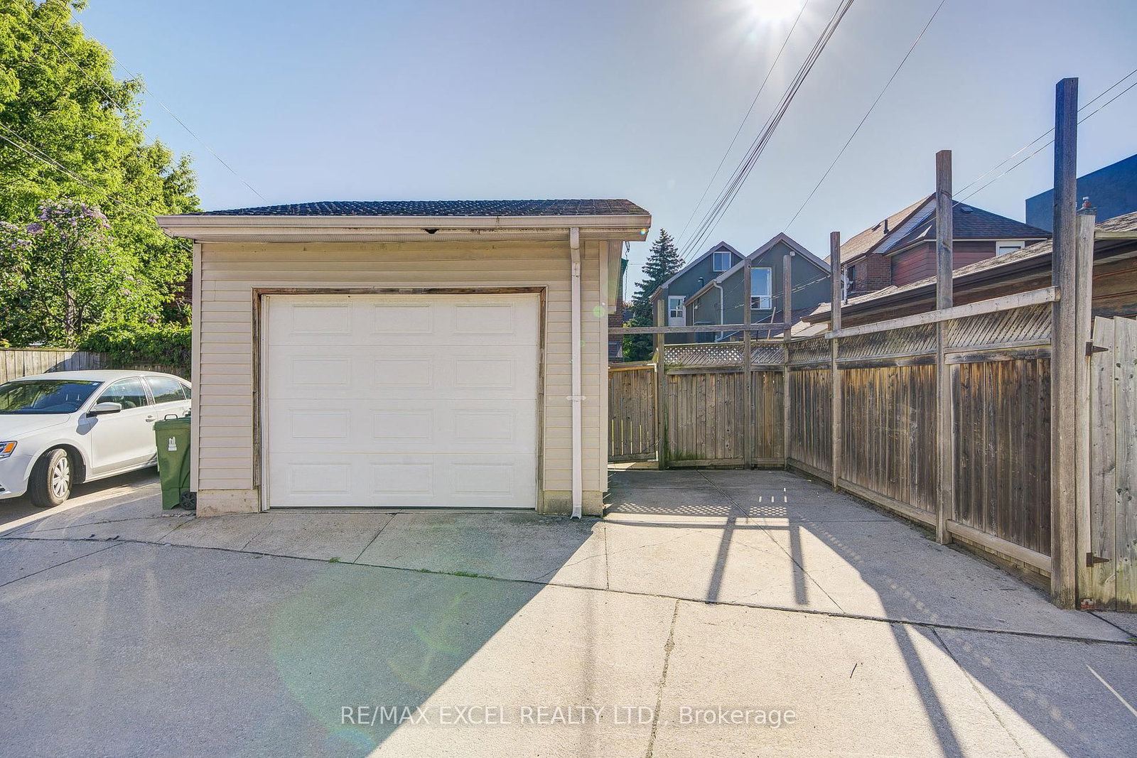 Listing Image 42