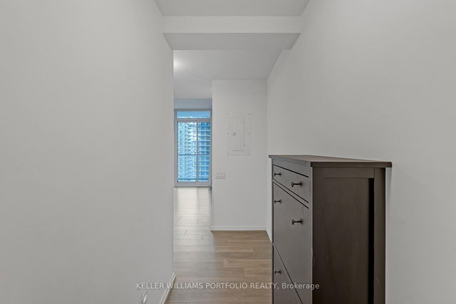 2912 - 125 Peter Street