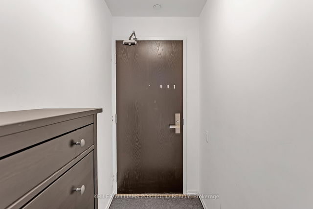 2912 - 125 Peter Street