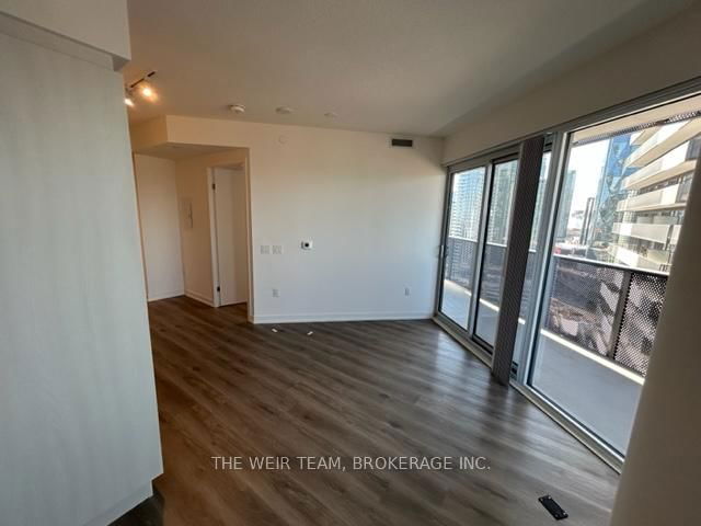 2716 - 138 Downes Street