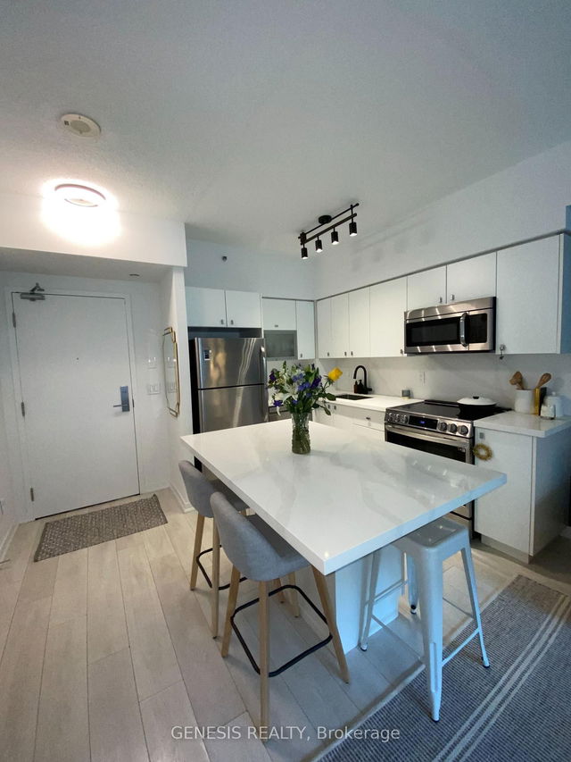 205 - 69 Lynn Williams Street
