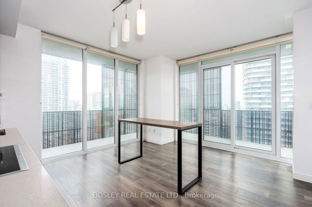 1511 - 8 Eglinton Avenue