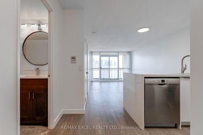 Unit 2715 — 18 Parkview Ave, Toronto - Willowdale East image-0-3