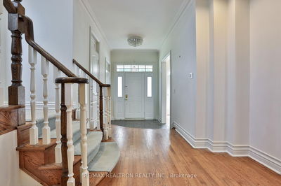 38 Gwendolen Cres, Toronto - Lansing-Westgate image-0-4