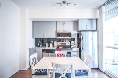 Unit 2007 — 65 Bremner Blvd, Toronto - Waterfront Communities C1