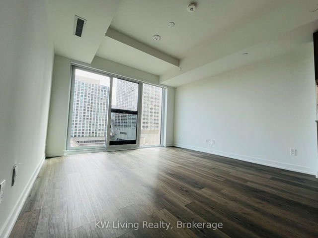 2110 - 771 Yonge Street