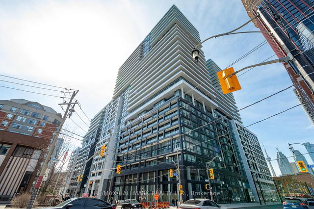 2408 - 70 Princess Street