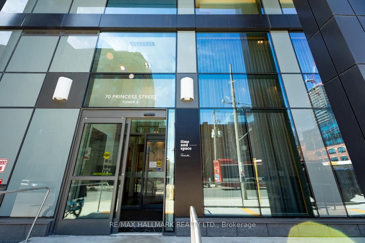 Condo for sale at 2408-70 Princess Street, Toronto, Waterfront Communities C8, M5A 0X6 - MLS: C12198222