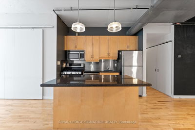 Unit 405 — 32 Stewart St, Toronto - Waterfront Communities C1 image-0-4
