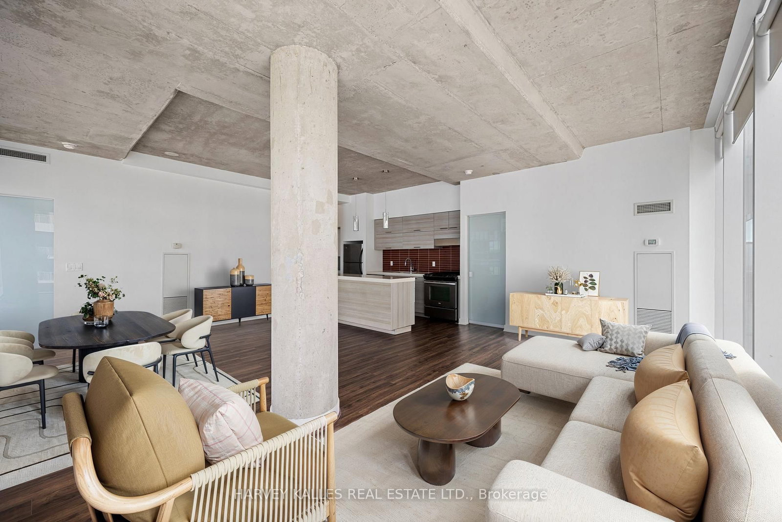 552 Wellington Street W, Unit 1305 - Photo 12