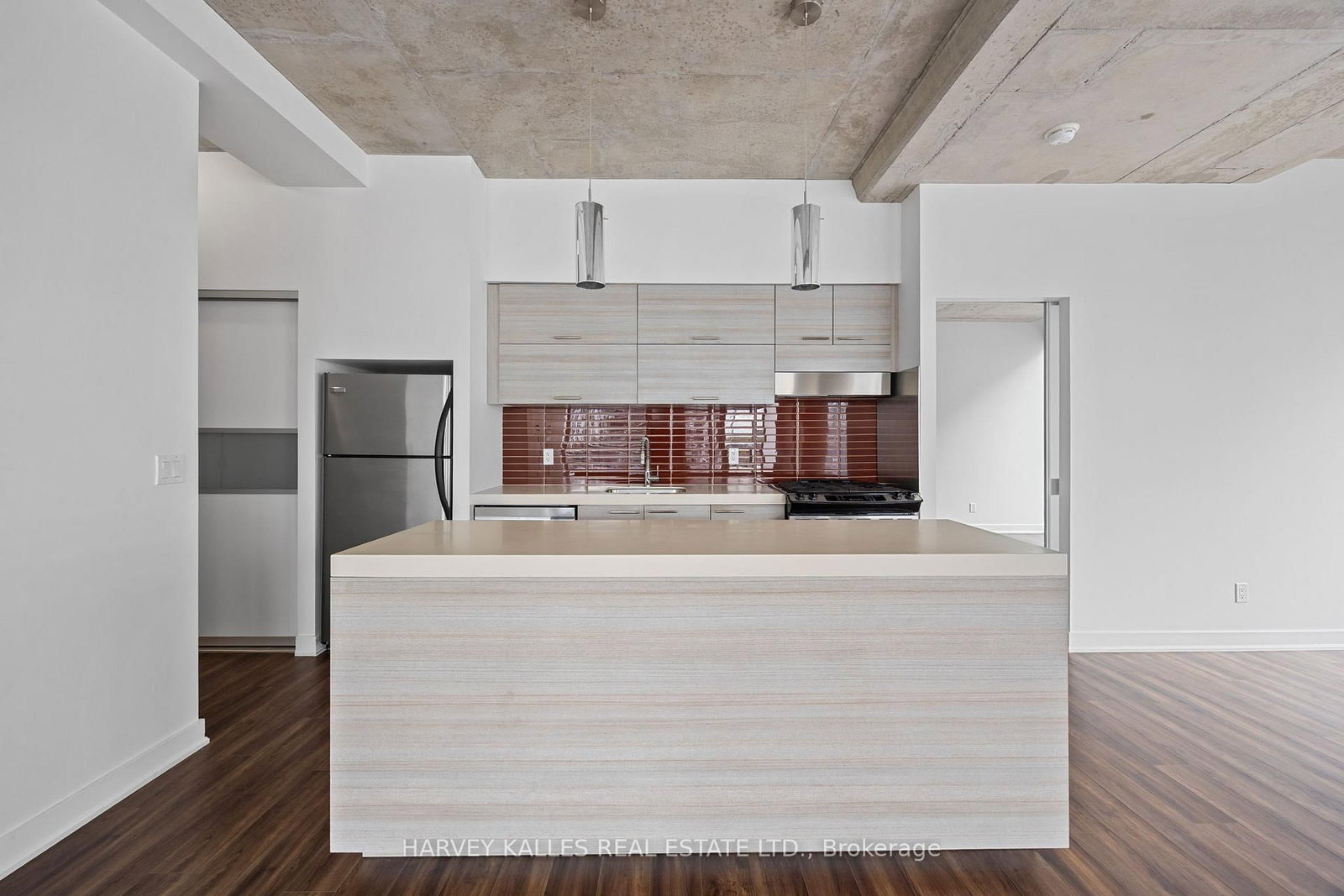 552 Wellington Street W, Unit 1305 - Photo 6