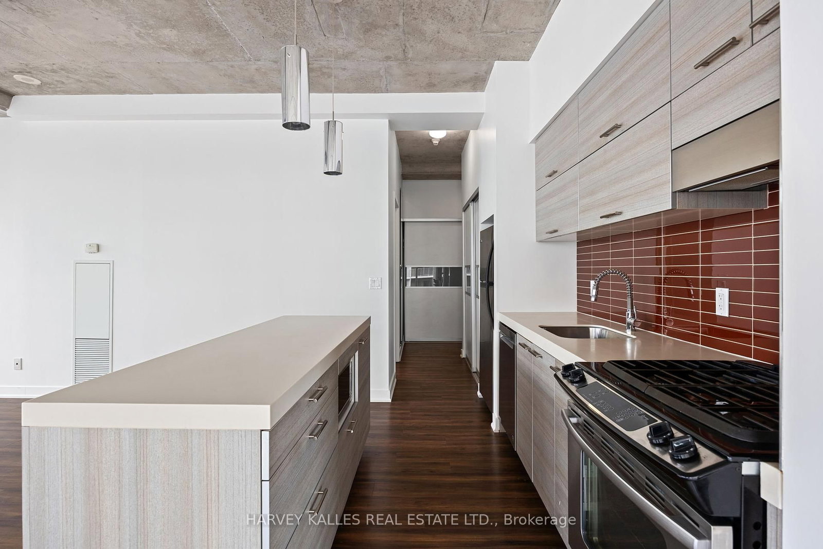 552 Wellington Street W, Unit 1305 - Photo 8