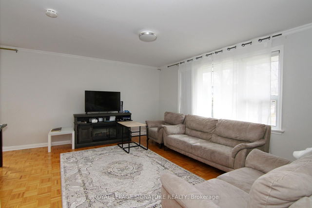 Main Fl - 72 Alexis Boulevard