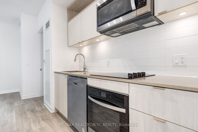 538 - 135 Lower Sherbourne Street