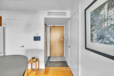 Unit 318 — 550 Queens Quay, Toronto - Waterfront Communities C1 image-0-1