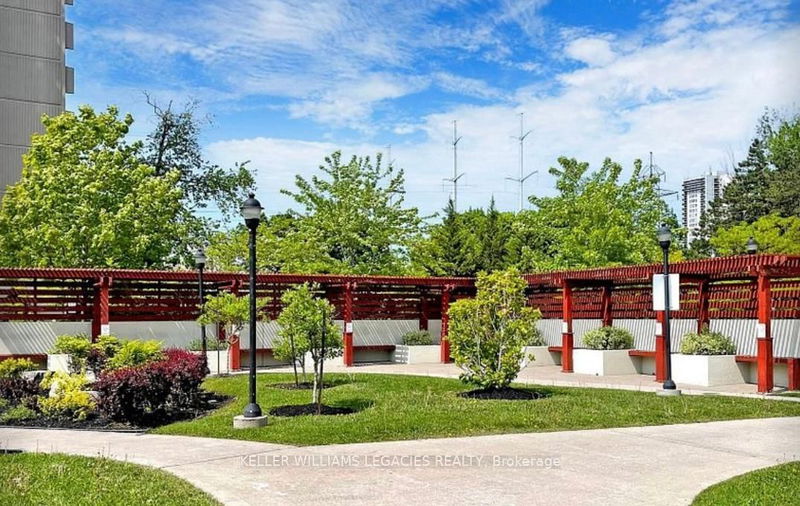 Unit 1004 — 715 Don Mills Rd, Toronto - Flemingdon Park image-0-0