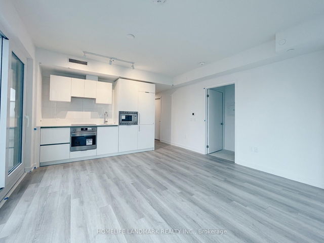 2514 - 230 Simcoe Street