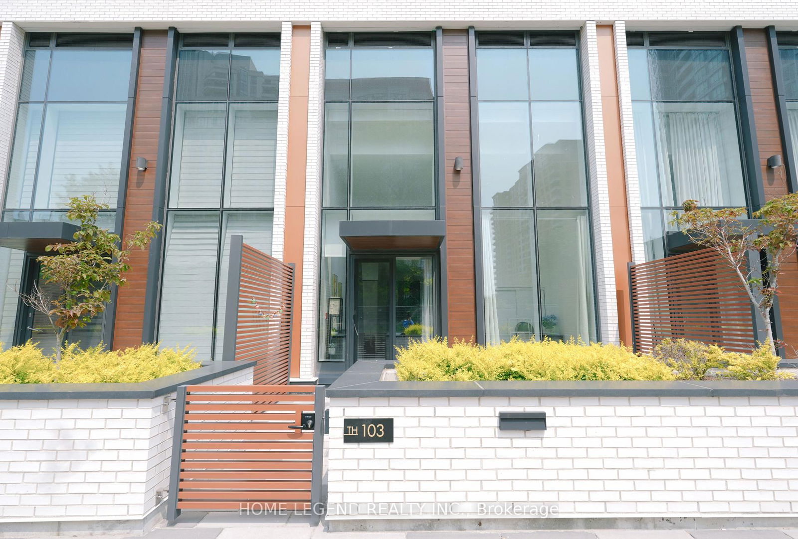 Condo for sale at 103-15 Holmes Avenue, Toronto, Willowdale East, M2N 0L4 - MLS: C12199535