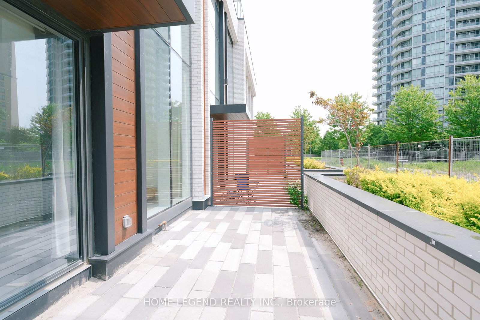 Condo for sale at 103-15 Holmes Avenue, Toronto, Willowdale East, M2N 0L4 - MLS: C12199535
