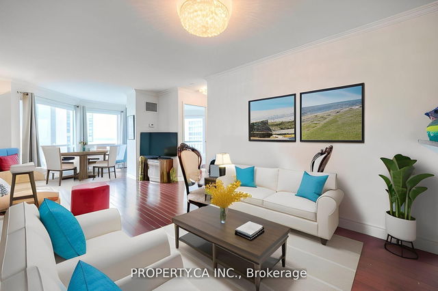1006 - 10 Queens Quay