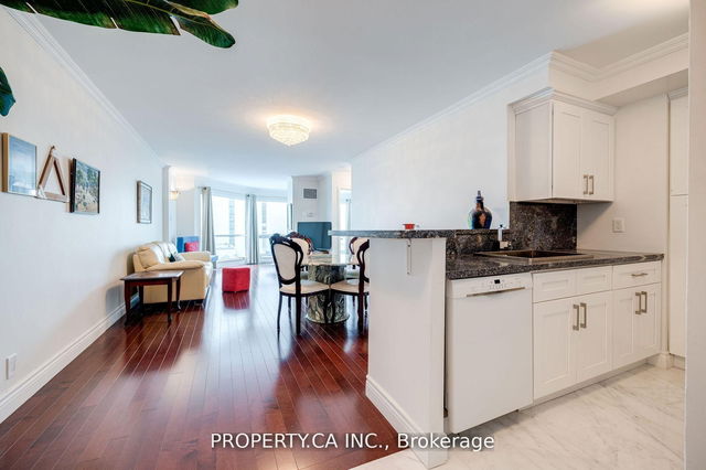 1006 - 10 Queens Quay