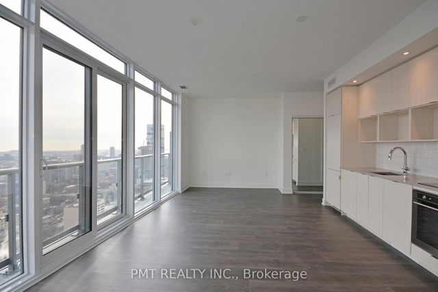 Ph05 - 89 McGill Street