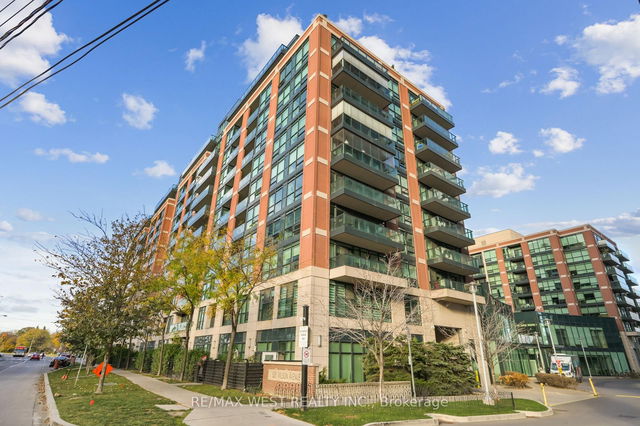 349 - 525 Wilson Avenue