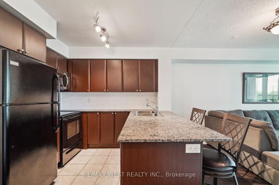 Unit 349 — 525 Wilson Ave, Toronto - Clanton Park image-0-2