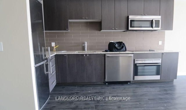 304 - 18 Rean Drive