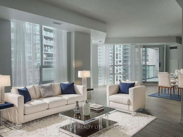 1501 - 51 Lower Simcoe Street