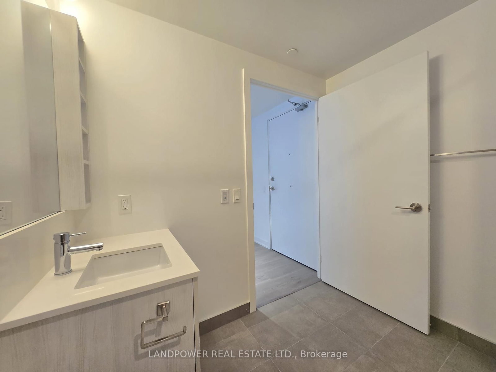 8 Wellesley Street W, Unit 4205 - Photo 13