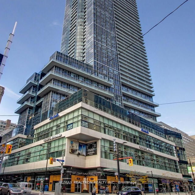 3006 - 386 Yonge Street