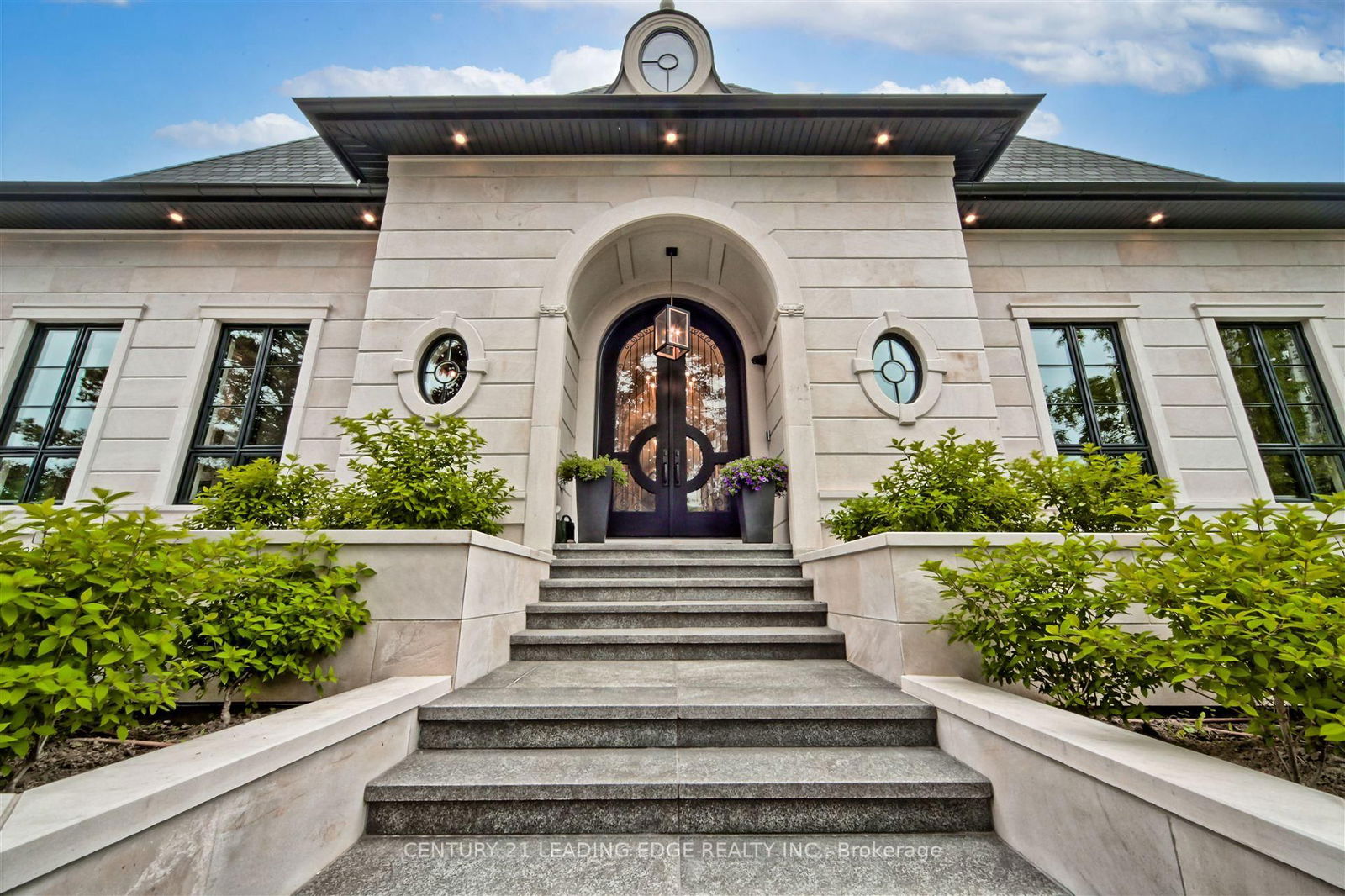 Detached House for sale at 9 Sandpiper Court, Toronto, Parkwoods-Donalda, M3A 3G7 - MLS: C12200633